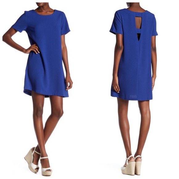 bobeau Dresses & Skirts - Bobeau crepe shift dress